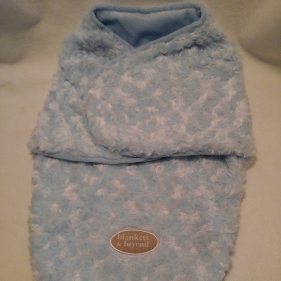 blankets & beyond swaddle